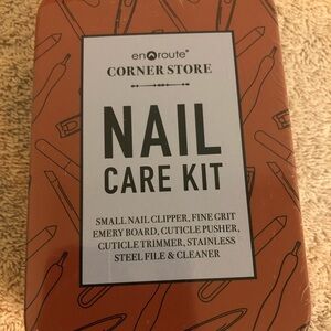 En Route Corner Store Nail Care Kit In Tin Container Sealed